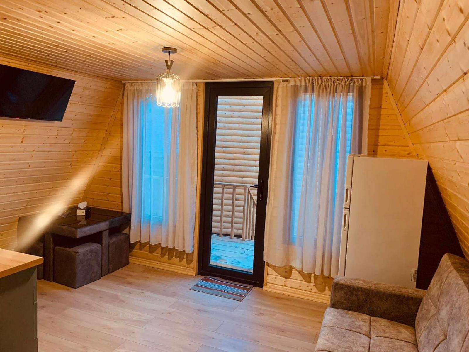 C'Est La Vie Apartman Mtsʼkhetʼa Kültér fotó
